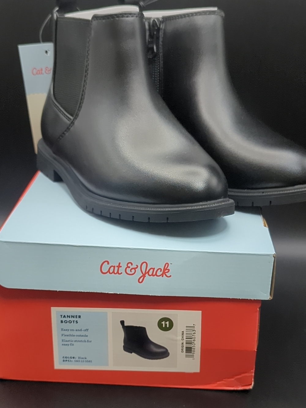 Cat & Jack Tanner Kids' Black Chelsea Boots New In Box